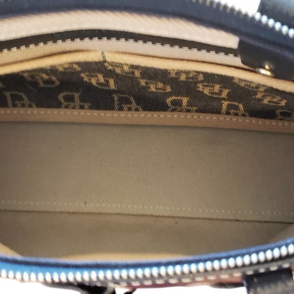 Dooney & Bourke Vintage Brown and Tan Shoulder Bag - Picture 3 of 10